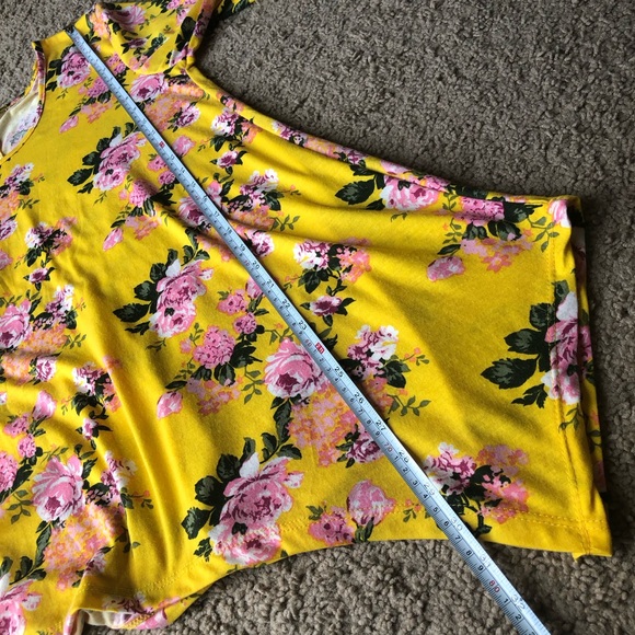 Bobbie Brooks asymmetrical top - Picture 6 of 11